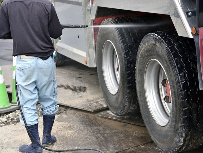 Surrey Industrial Blasting - HGV Cleaning Croydon